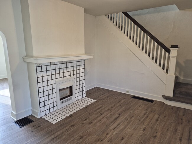 1410 Beechview Ave in Pittsburgh, PA - Building Photo - Building Photo