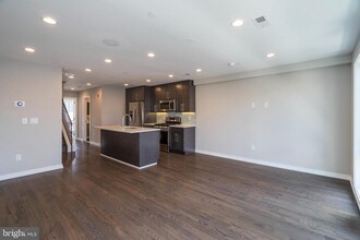 1436 Clymer St in Philadelphia, PA - Foto de edificio - Building Photo