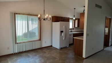 120 Copper Village Cir in Mankato, MN - Foto de edificio - Building Photo