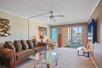 4902 38th Way S in St. Petersburg, FL - Building Photo - Building Photo