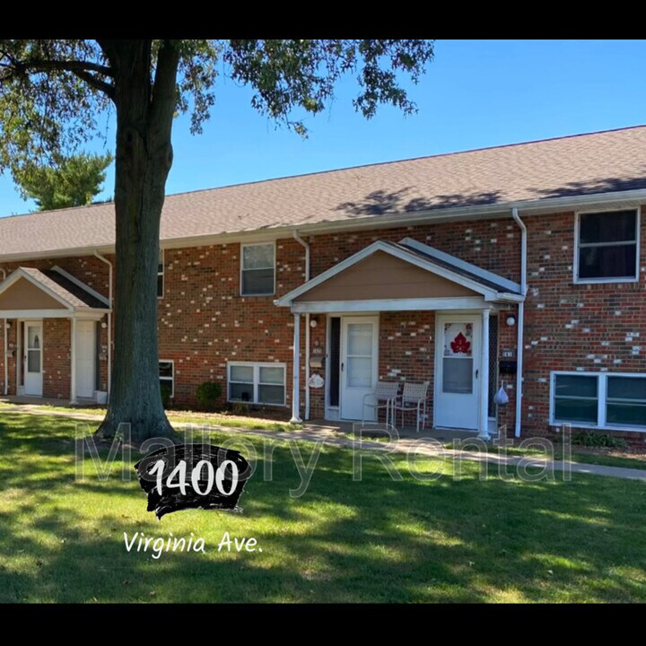 1432 Virginia Ave in Wood River, IL - Building Photo
