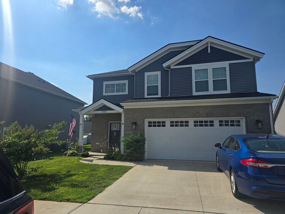 3885 Little Bluestem Dr in Owensboro, KY - Building Photo