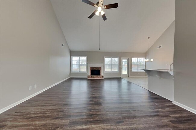 129 Graybrook Ct in Grayson, GA - Building Photo - Building Photo