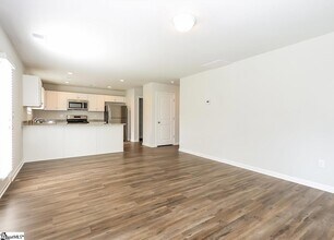 239 Kelly Farm Rd in Moore, SC - Building Photo - Building Photo