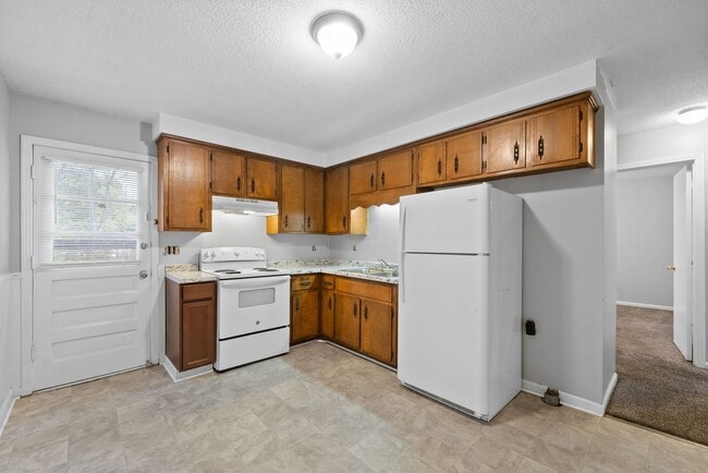 property at 102 Tandy Dr