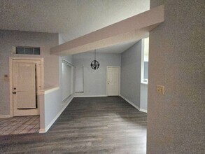 7021 Debra Cove E in Memphis, TN - Building Photo - Building Photo