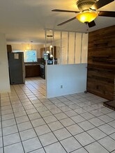 217 Scottlynn Dr in Asheville, NC - Building Photo - Building Photo