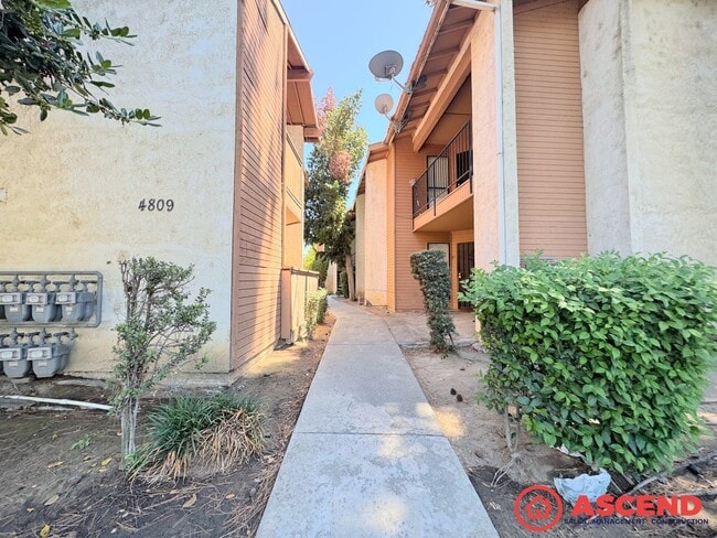 property at 4809 Hahn Ave