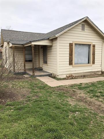 property at 1642 Poplar St