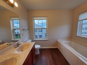 6852 Lincoln Dr in Macungie, PA - Building Photo - Building Photo