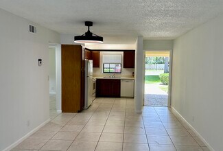 2650 Greenwood Terrace in Boca Raton, FL - Building Photo - Building Photo