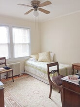 303 Ridge Ave in Evanston, IL - Building Photo - Building Photo