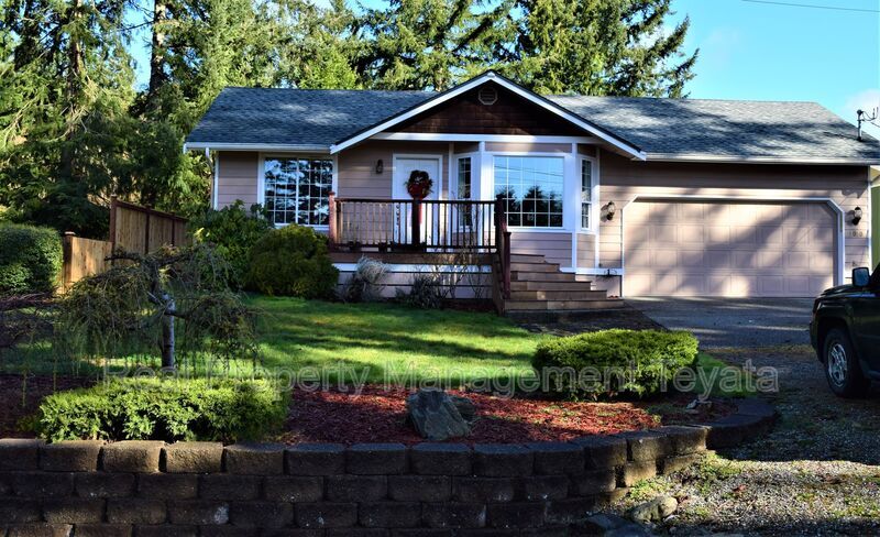 3050 Glenhaven Dr in Sedro Woolley, WA - Building Photo