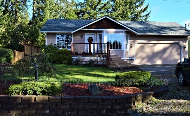 property at 3050 Glenhaven Dr