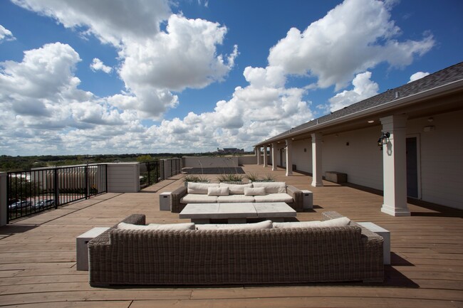 Thomas Park Lofts in College Station, TX - Building Photo - Building Photo