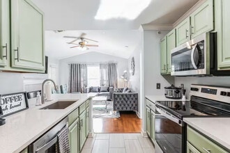 18565 Bridle Club Dr in Tampa, FL - Building Photo - Building Photo