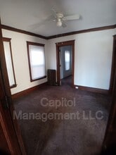 220 W Lapeer St in Lansing, MI - Building Photo - Building Photo
