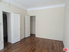657 Cochran Ave in Los Angeles, CA - Building Photo - Building Photo