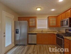 38 Ann Cir in Cartersville, GA - Building Photo - Building Photo