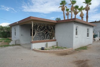 302-306 E Blacklidge Dr in Tucson, AZ - Building Photo - Building Photo