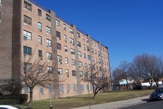 Oceanview in Far Rockaway, NY - Building Photo - Building Photo