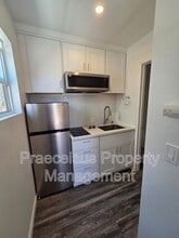 1078 Fuchsia Ln in San Diego, CA - Building Photo - Building Photo