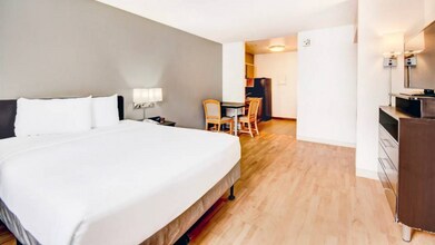 4909 S Wendler Dr in Tempe, AZ - Foto de edificio - Building Photo