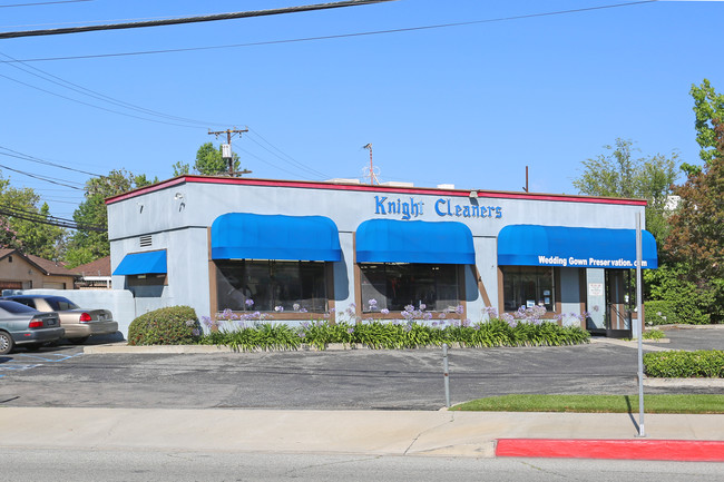 424 E Foothill Blvd in Monrovia, CA - Building Photo - Building Photo