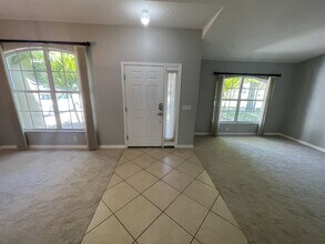 3245 Soft Breeze Cir in West Melbourne, FL - Building Photo - Building Photo