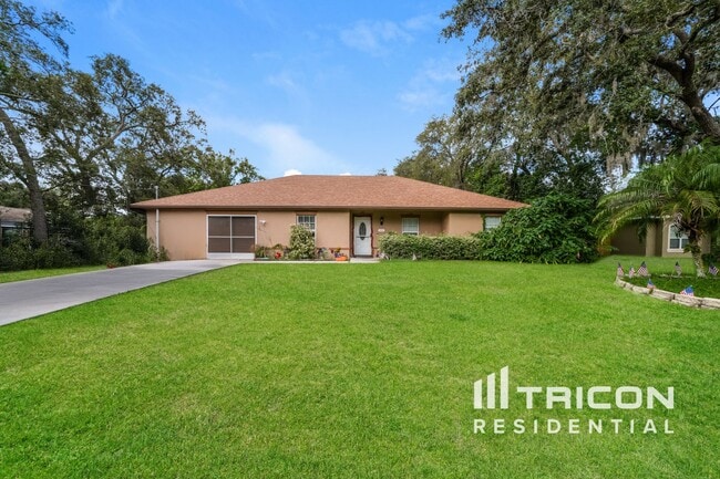 property at 1152 Tryon Cir
