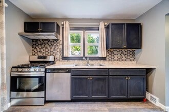 351 US-209 in Huguenot, NY - Building Photo - Building Photo