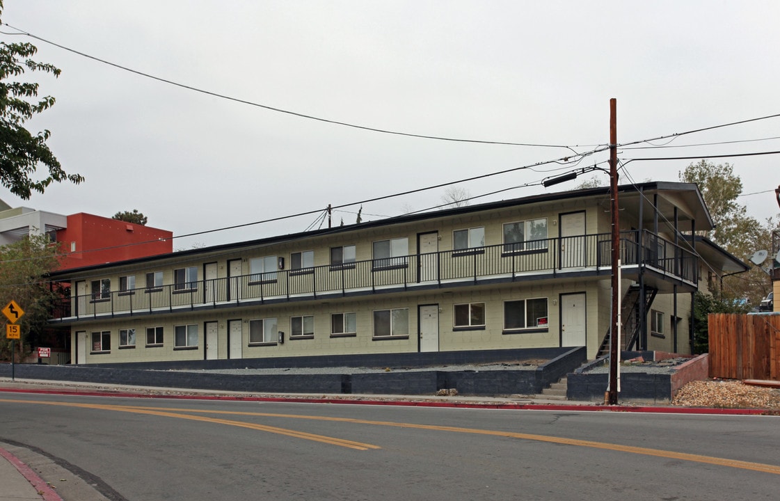 University Terrace Apartments in Reno, NV - Building Photo