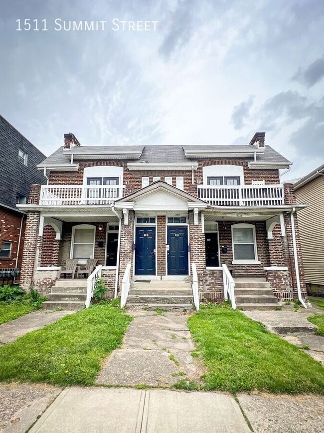 property at 1511 Summit St