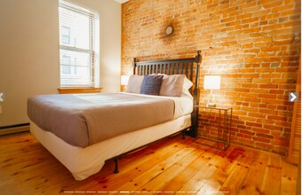 19 Garrison St, Unit 4 in Boston, MA - Foto de edificio - Building Photo