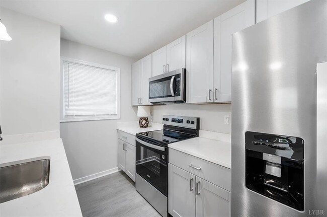 1525 Taylor St in Lynchburg, VA - Building Photo - Building Photo