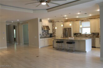 2736 Lambay Ct in Cape Coral, FL - Foto de edificio - Building Photo
