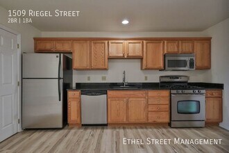 1509 Riegel St in Hellertown, PA - Building Photo - Building Photo