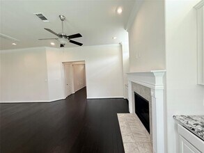13216 Green Hills Dr in Houston, TX - Building Photo - Building Photo