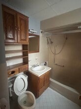 18 W 16th St in Bayonne, NJ - Building Photo - Building Photo