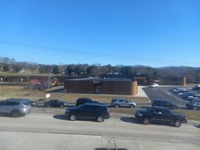 317 Bailey Rd in Kingston, TN - Building Photo - Building Photo