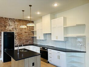 711 Broadway St in Cape Girardeau, MO - Building Photo - Building Photo