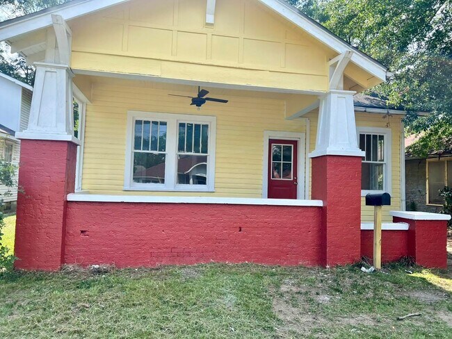 415 Young St in Selma, AL - Foto de edificio - Building Photo