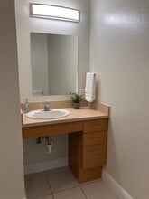 3125 Beech St in Midland, MI - Foto de edificio - Building Photo