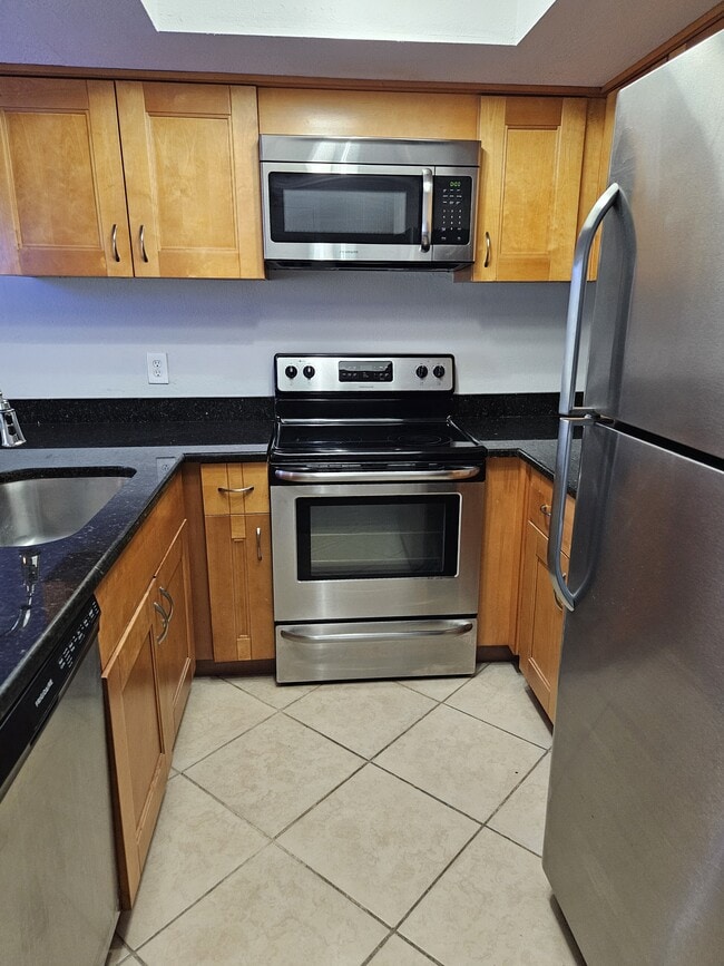Westhaven Residence in Tampa, FL - Building Photo - Building Photo