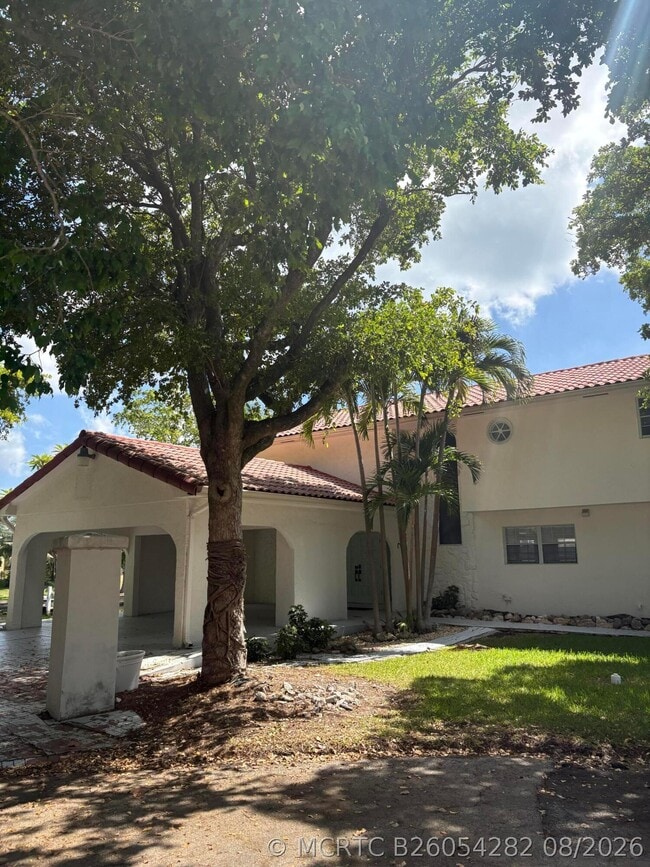 property at 2614 Amherst Ln