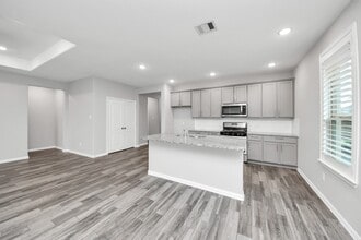 31215 Whitfield Ct in Fulshear, TX - Building Photo - Building Photo