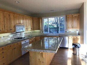 28715 Bryce Dr in Lake Arrowhead, CA - Building Photo - Building Photo