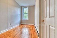 2348 Eutaw Pl photo'