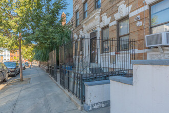 1158 De Kalb Ave in Brooklyn, NY - Building Photo - Building Photo