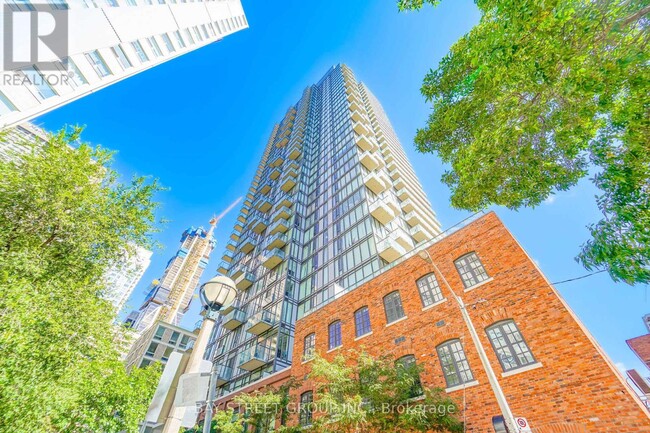 75 St Nicholas St in Toronto, ON - Building Photo - Building Photo